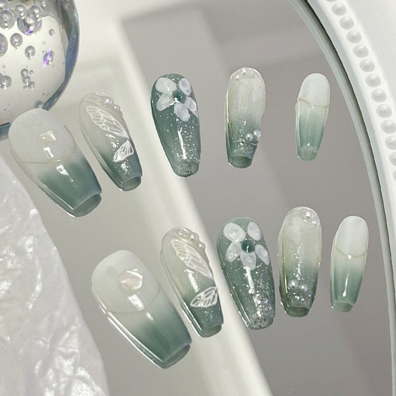 Lake Green Flower Press On Nails