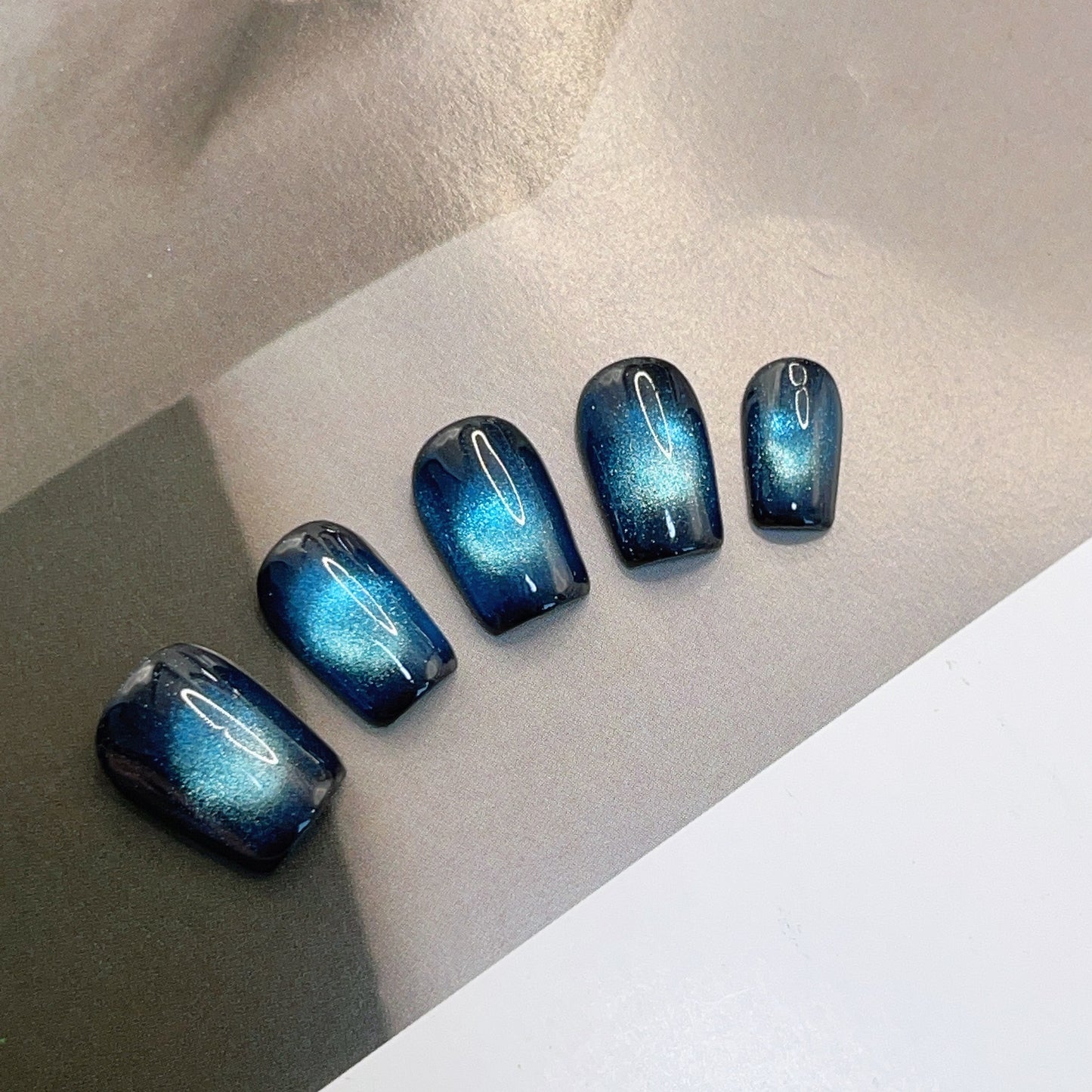 Blue Aura Cat Eye Press On Nails