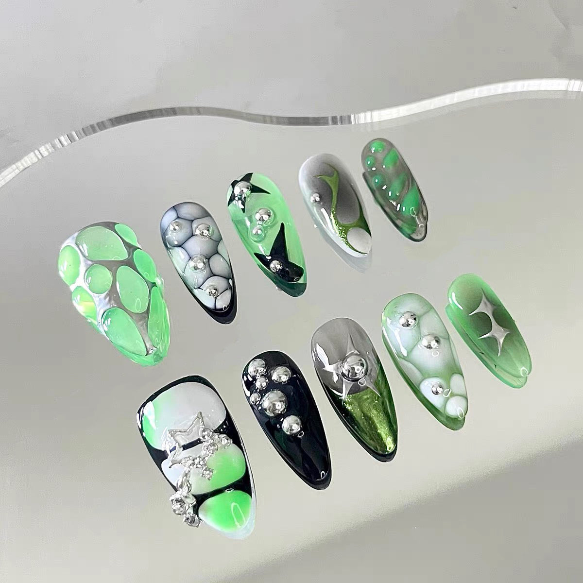 Punk Venom Y2K Press On Nails